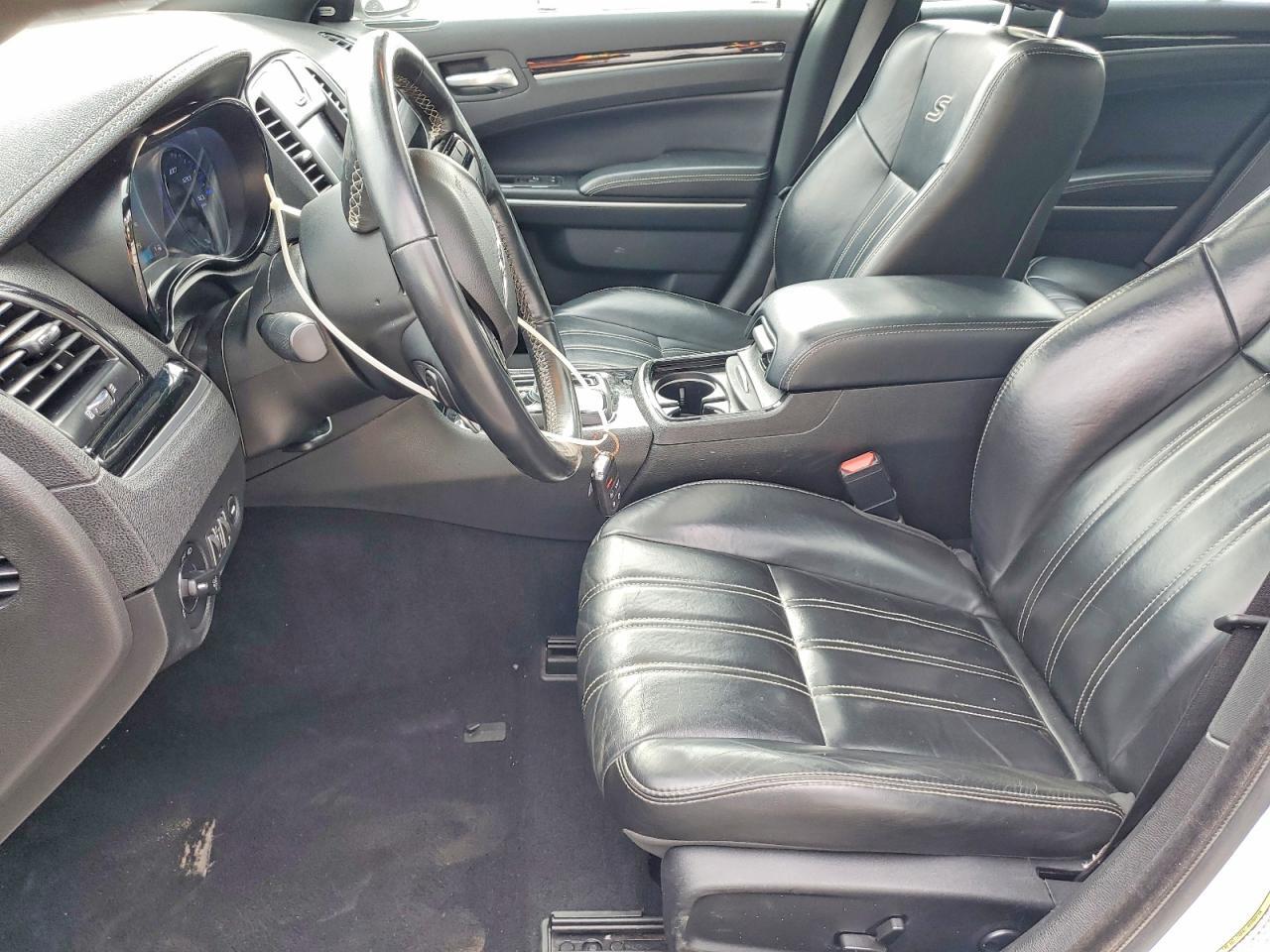 2022 Chrysler 300 s