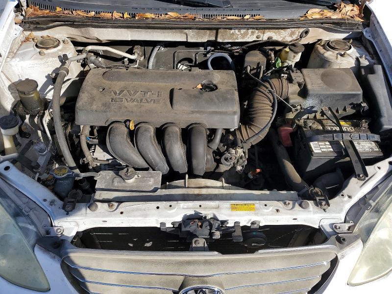 2004 Toyota Corolla le