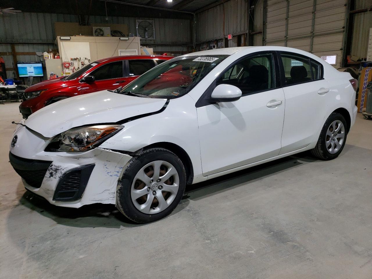 2011 Mazda 3 I