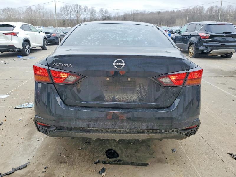 2023 Nissan Altima s