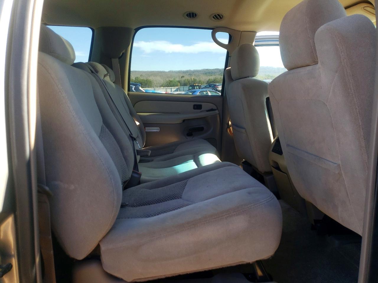2003 Chevrolet Suburban C1500