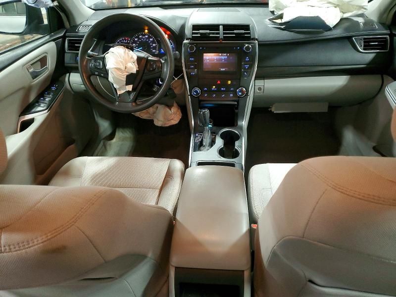 2015 Toyota Camry le