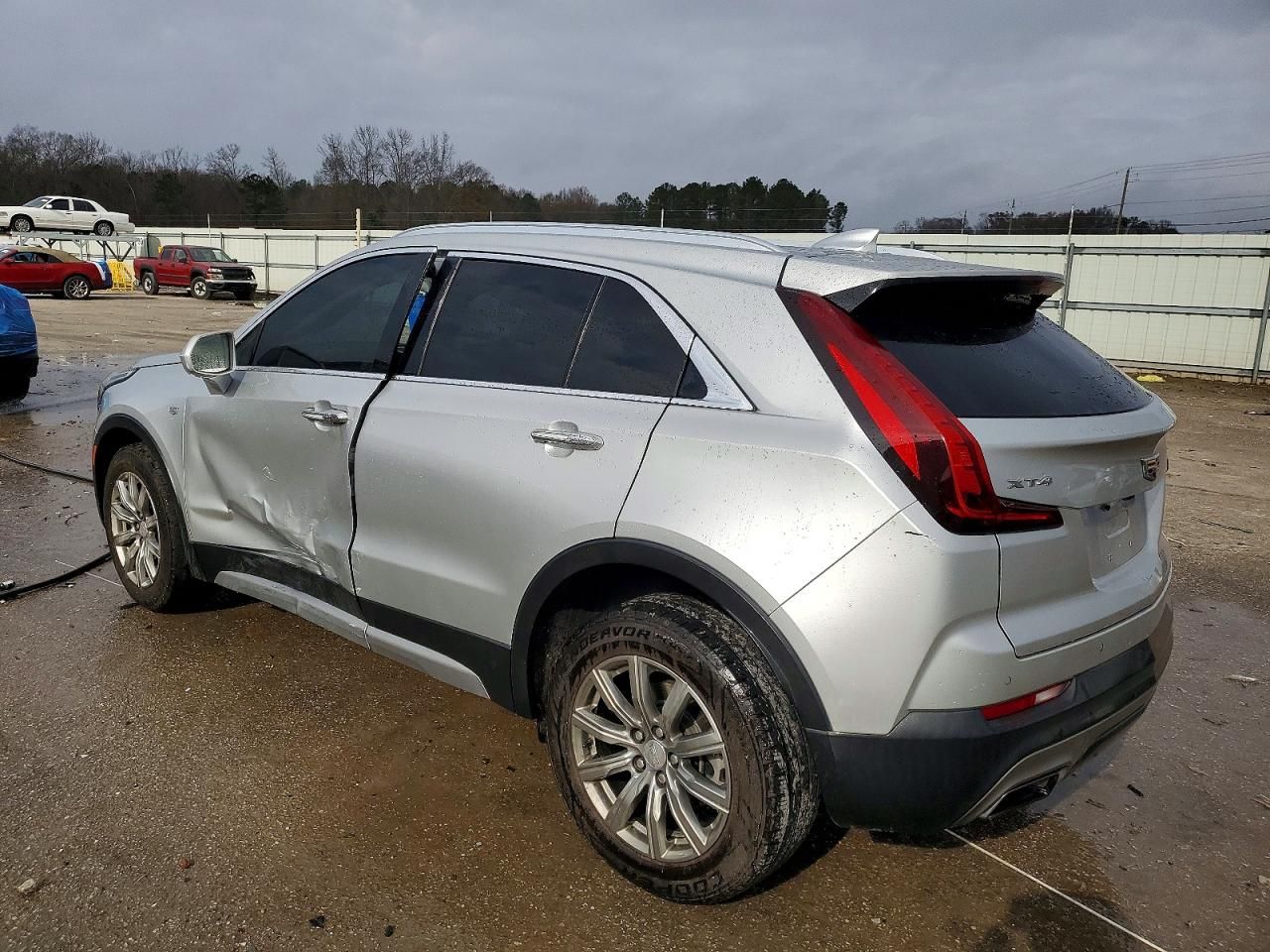 2020 Cadillac XT4 Premium Luxury