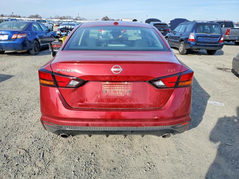 2024 Nissan Altima sr