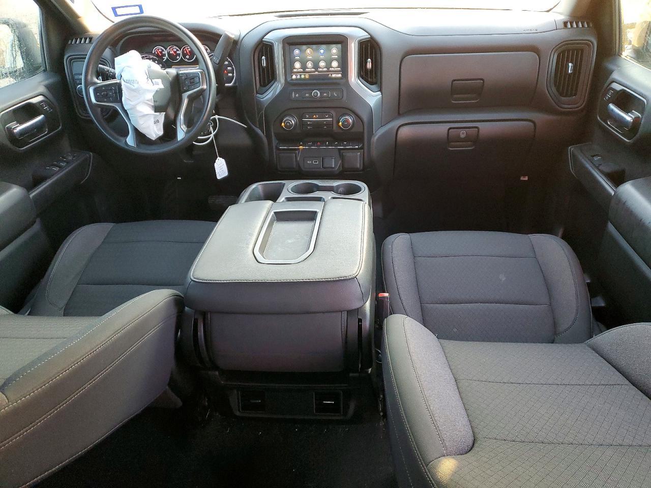 2022 Chevrolet Silverado ltd C1500 Custom
