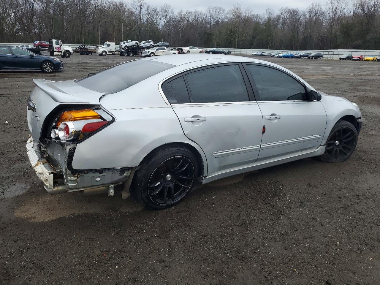 2012 Nissan Altima Base