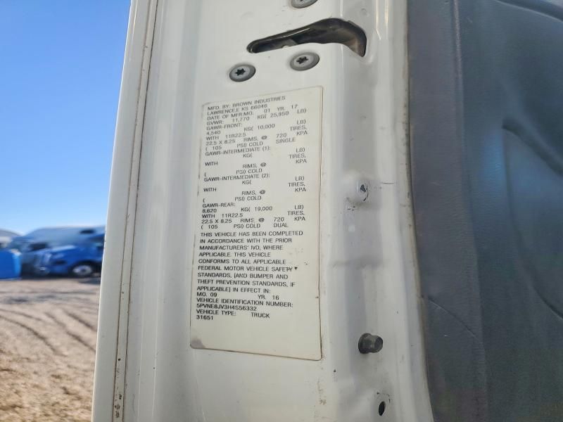 2017 Hino 268 box Truck