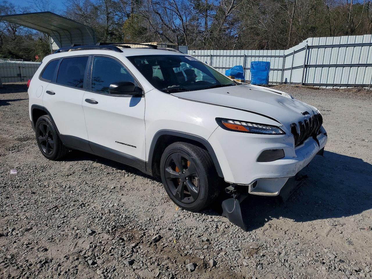 2016 Jeep Cherokee