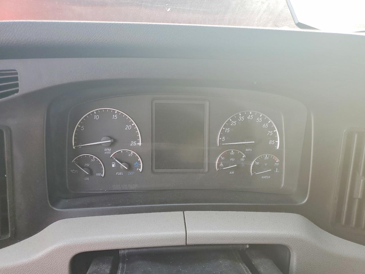 2020 Freightliner Cascadia 126 Semi Truck