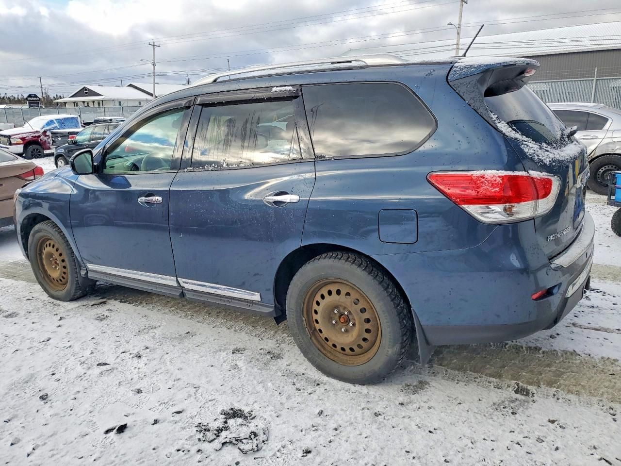 2015 Nissan Pathfinder s