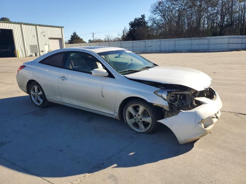 2004 Toyota Camry Solara se
