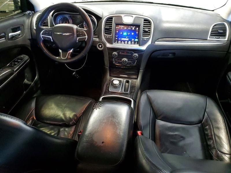 2015 Chrysler 300 Limited