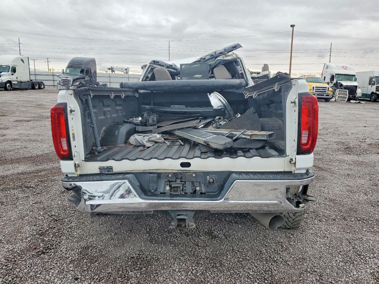2021 GMC Sierra K2500 slt