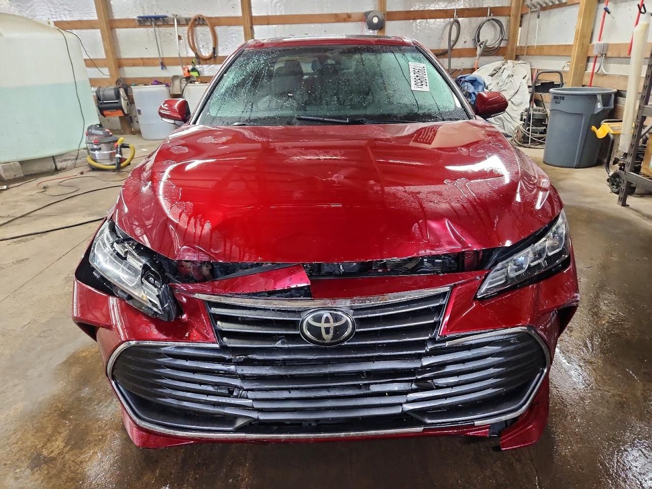 2019 Toyota Avalon xle