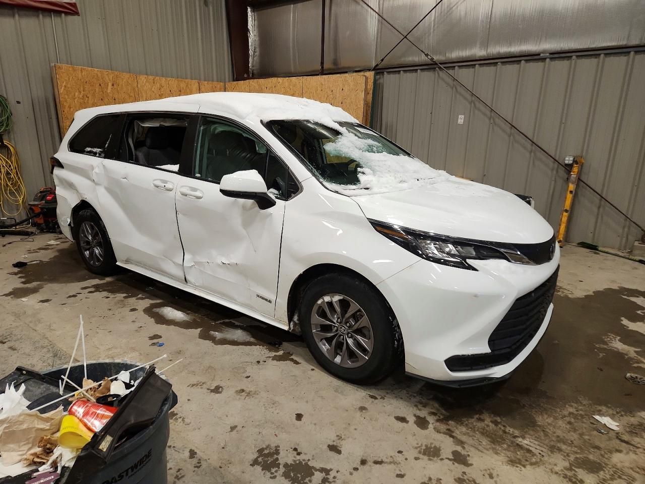 2021 Toyota Sienna le
