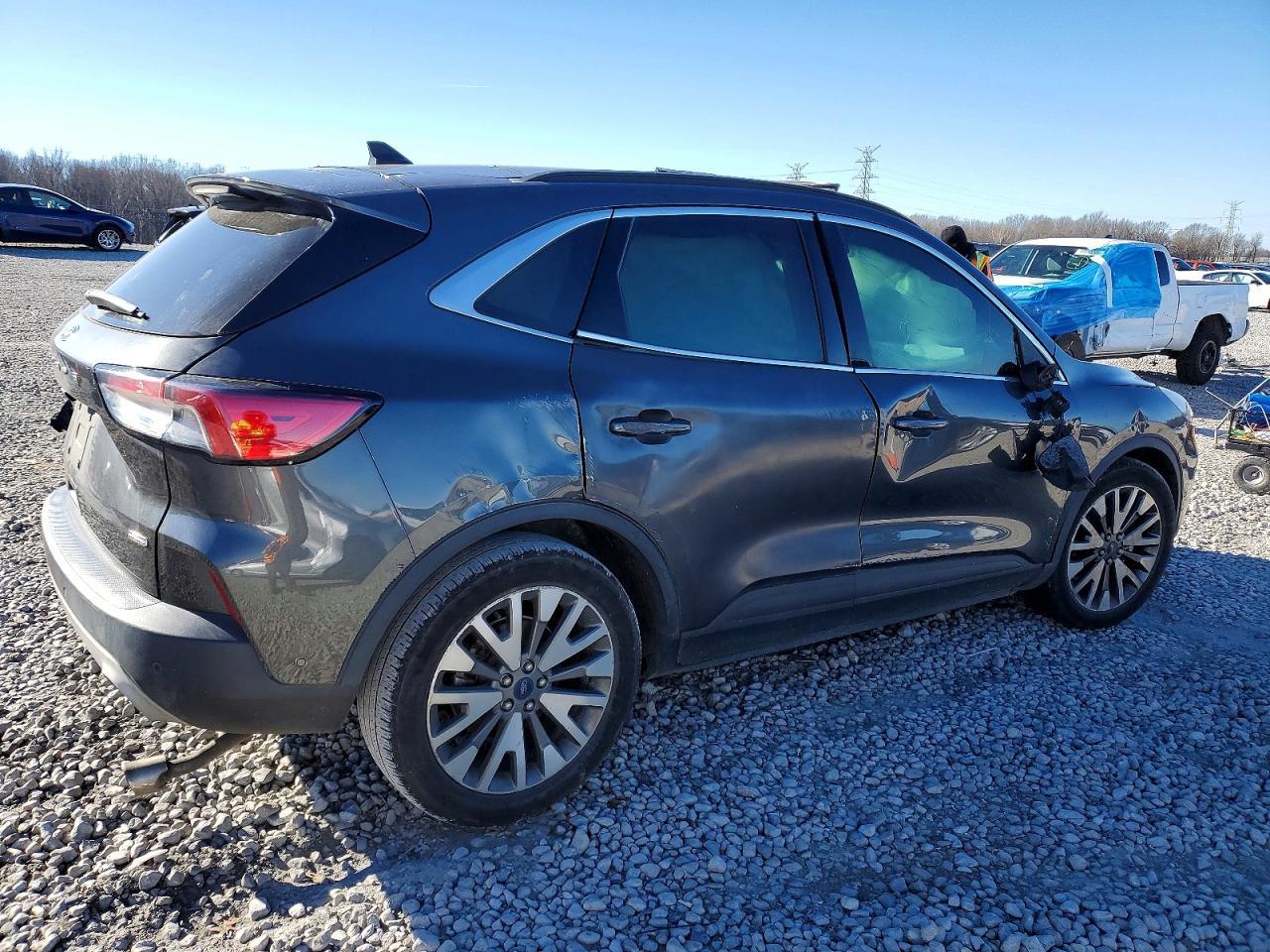 2020 Ford Escape Titanium