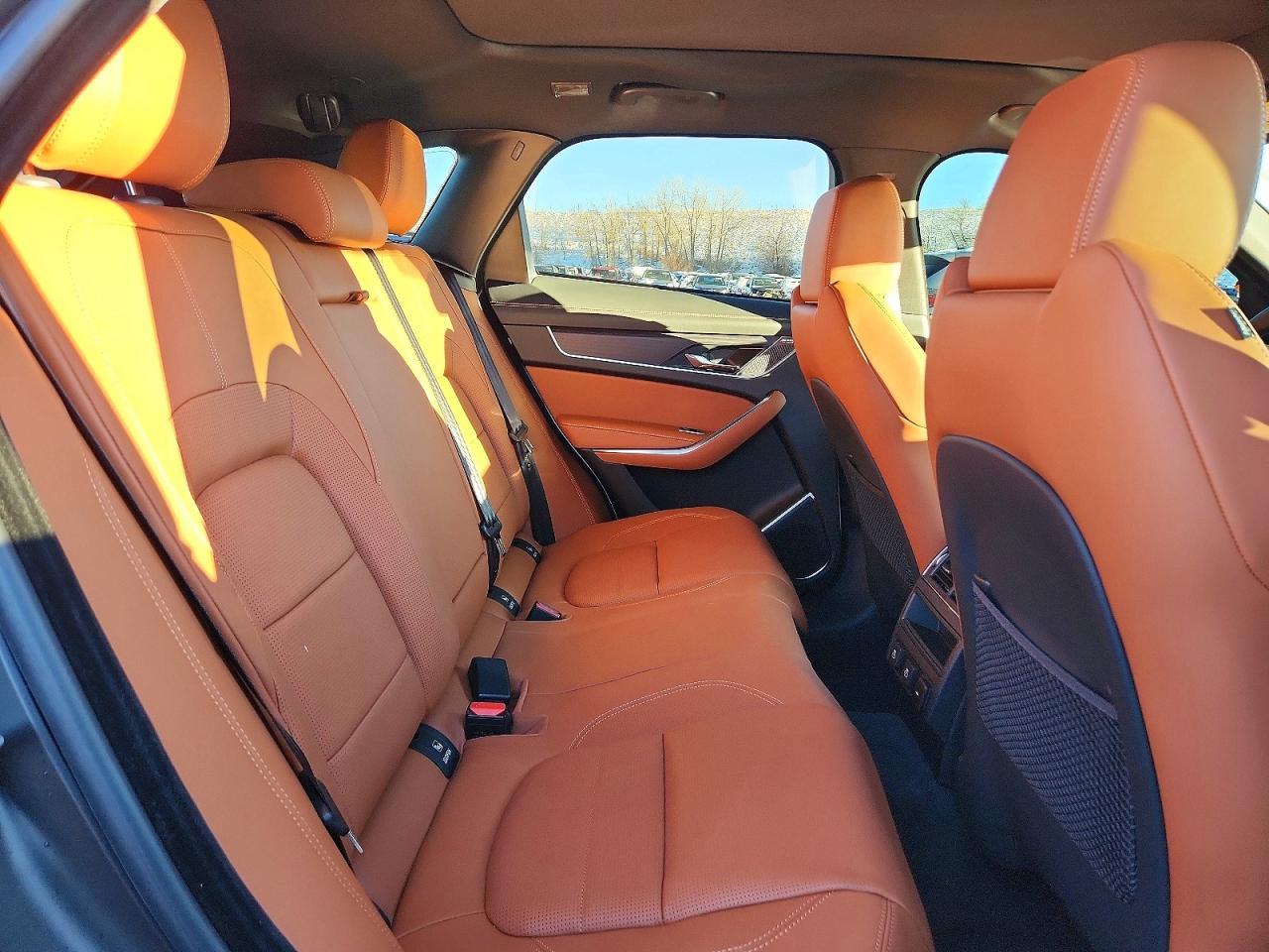 2026 Jaguar F-pace R-dynamic s