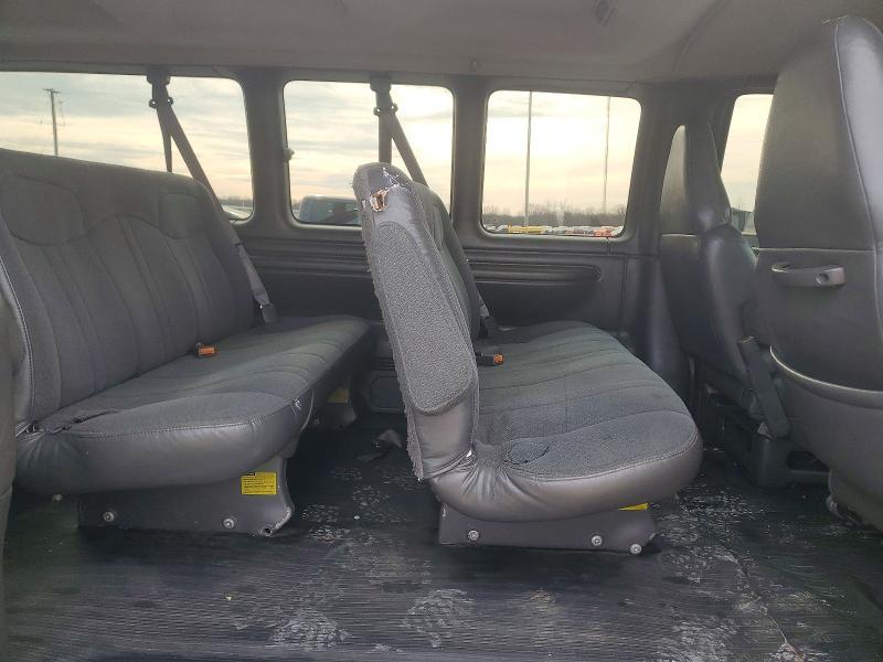 2001 GMC Savana G3500