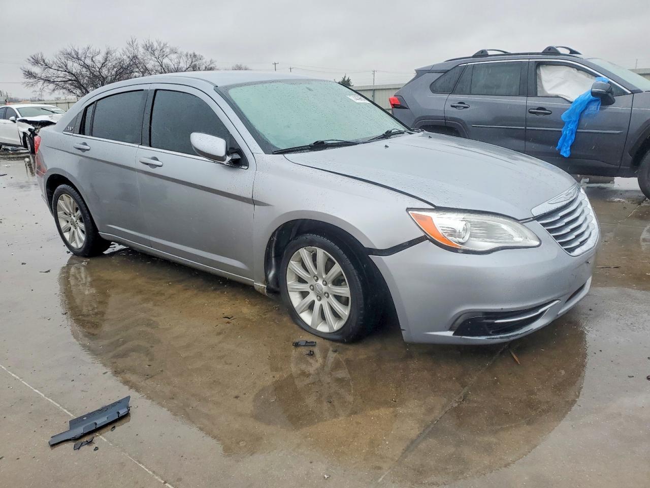 2014 Chrysler 200 Touring