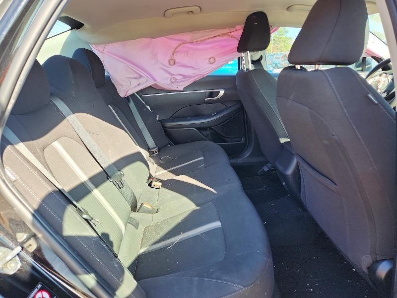 2022 Hyundai Sonata se