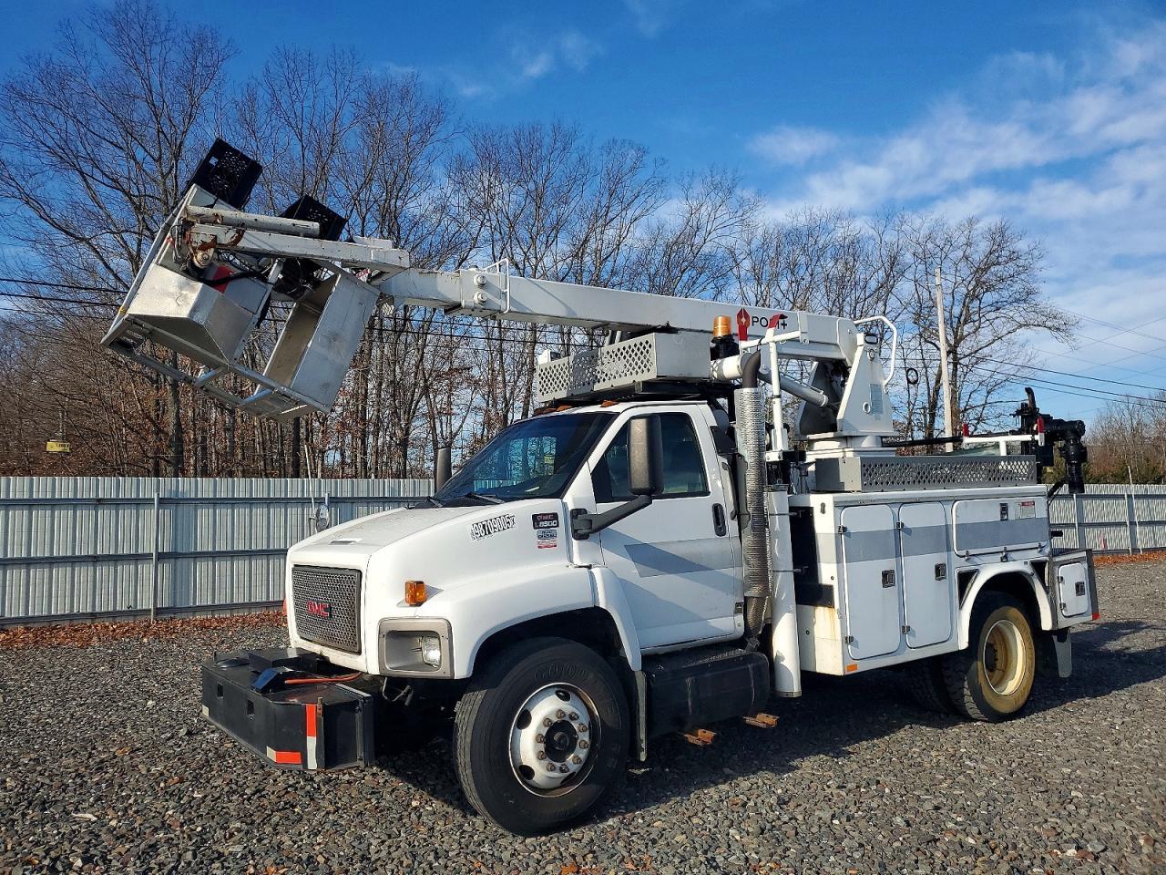 2009 GMC C8500 Cable Placer Bucket Truck
