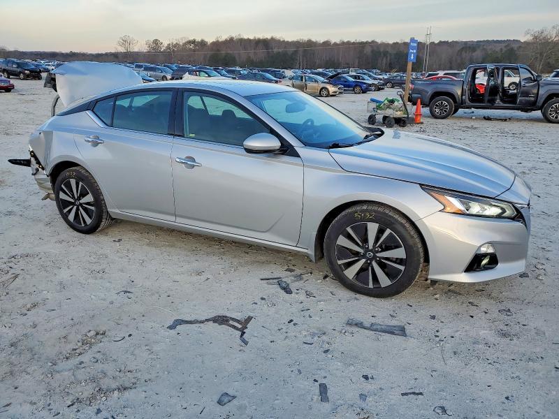 2019 Nissan Altima sv