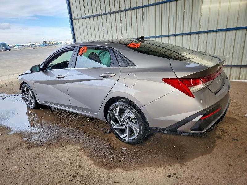 2024 Hyundai Elantra Limited