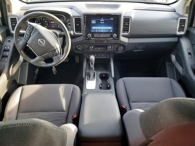 2023 Nissan Frontier s