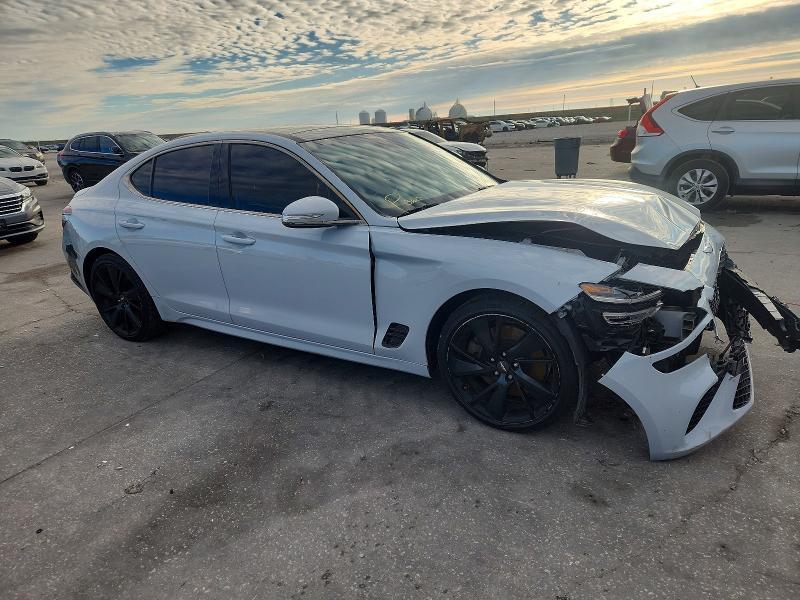 2022 Genesis G70 Base