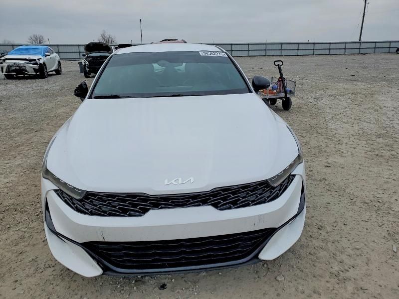2022 KIA K5 gt Line