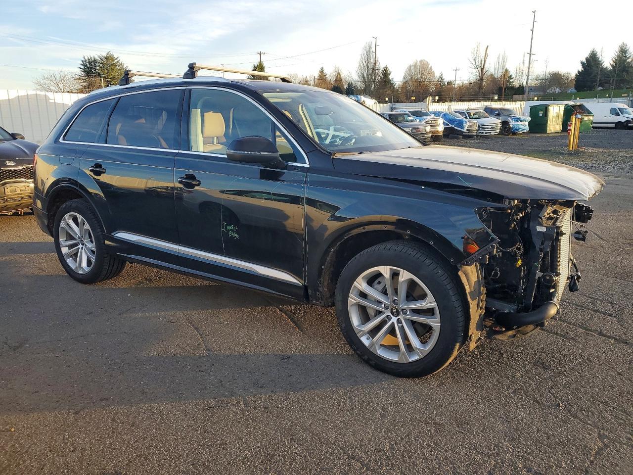 2025 Audi Q7 Premium Plus