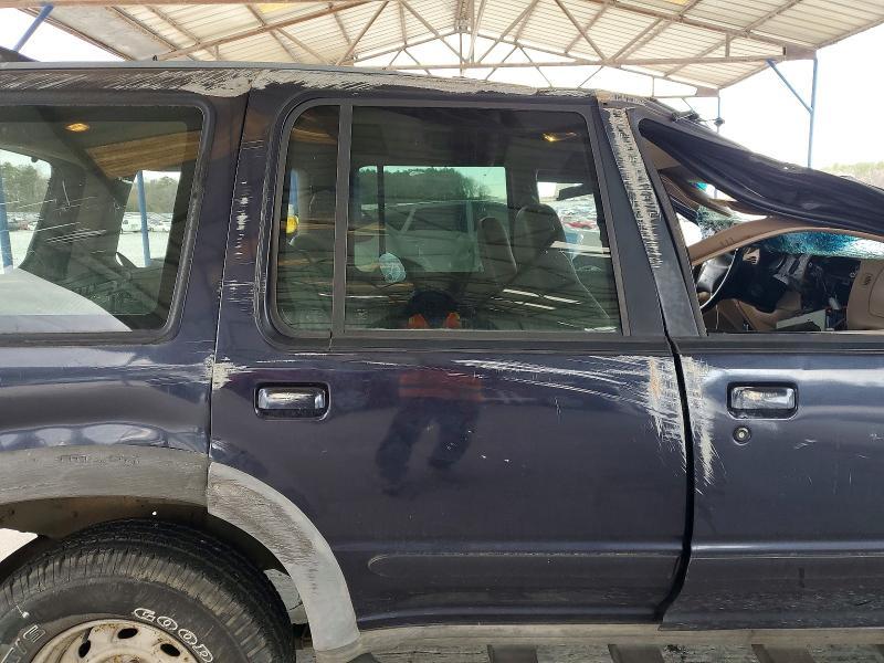 1999 Ford Explorer