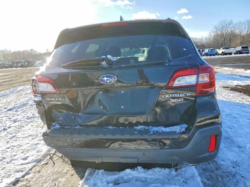 2018 Subaru Outback Touring