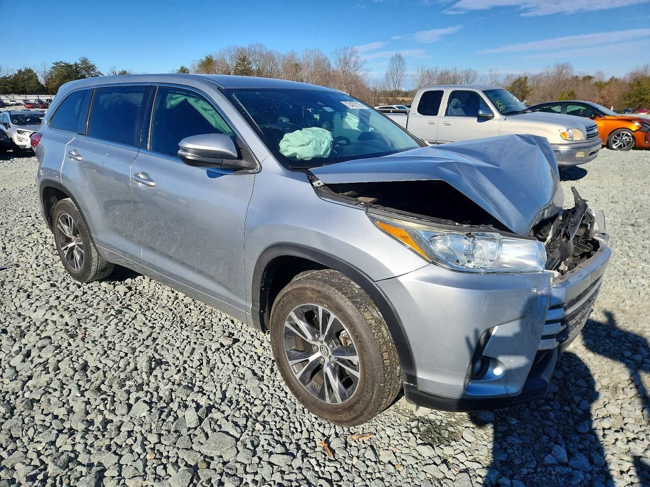 2018 Toyota Highlander le