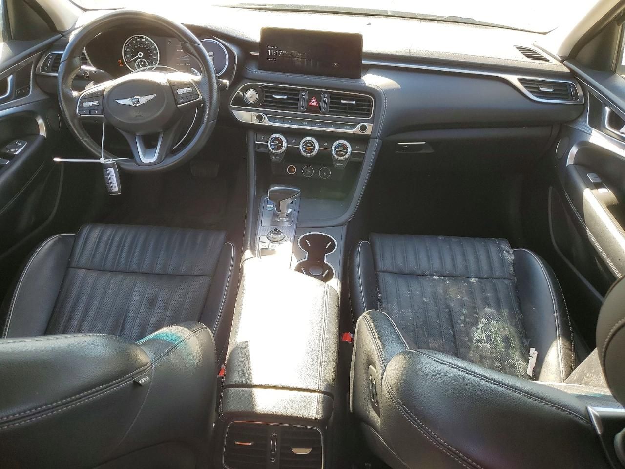 2022 Genesis G70 Base