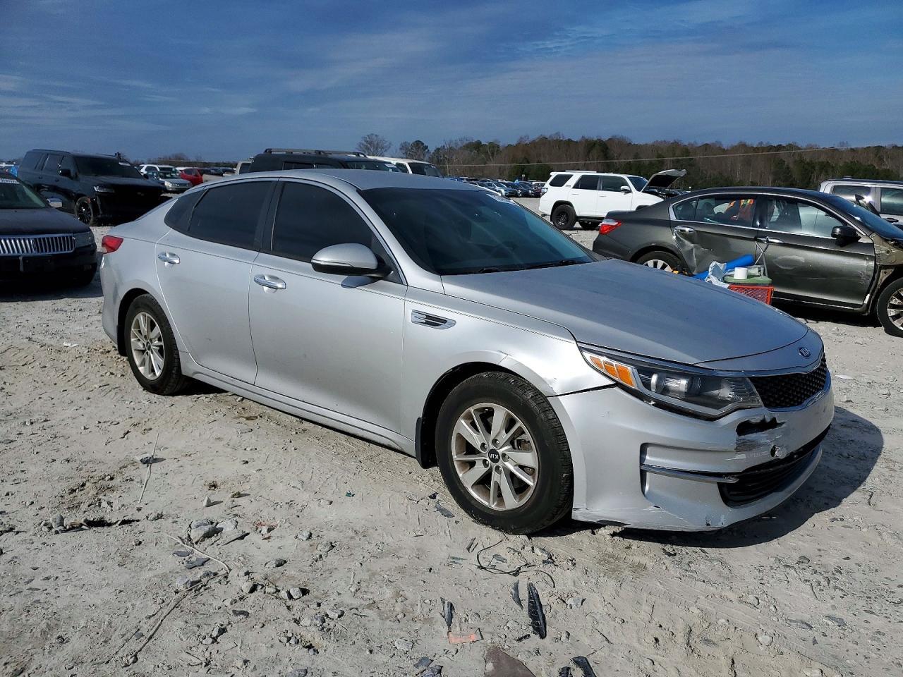 2017 KIA Optima lx