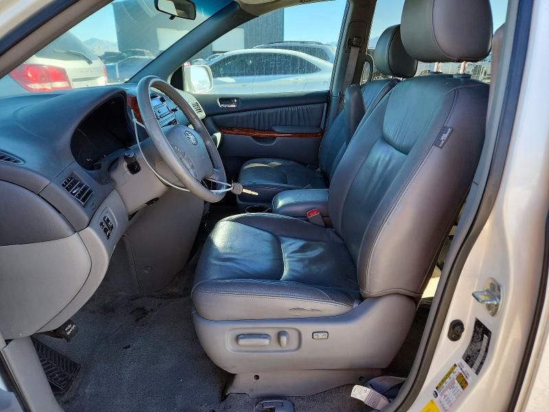2009 Toyota Sienna xle