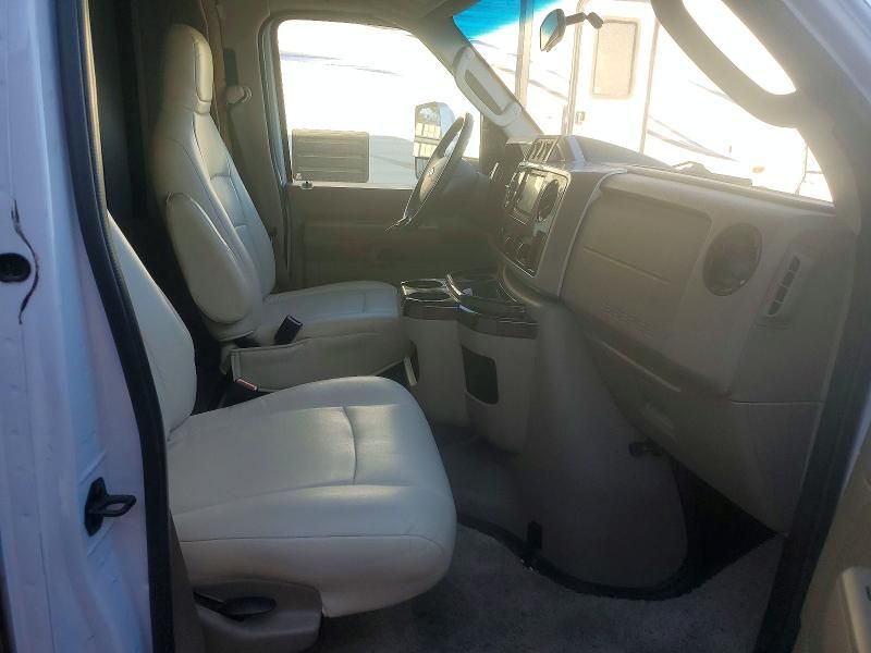 2014 Ford Econoline-rv