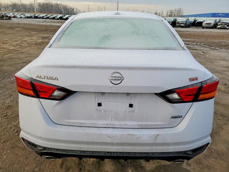 2025 Nissan Altima sr