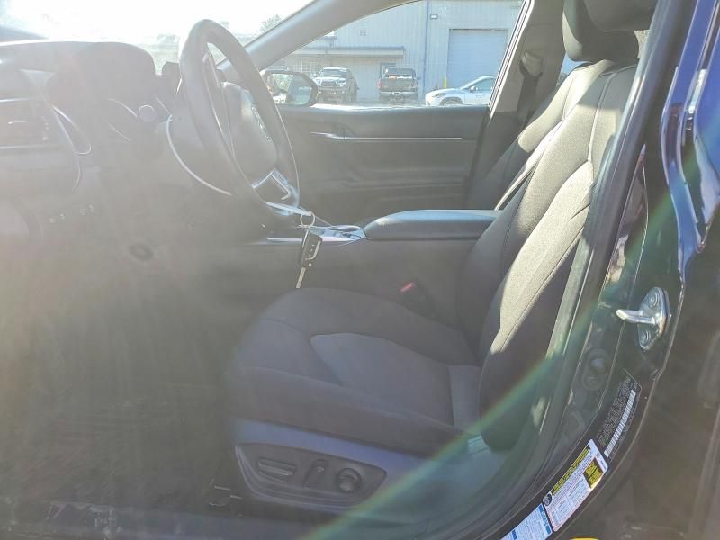 2021 Toyota Camry le