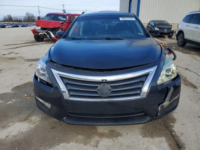 2015 Niss Altima