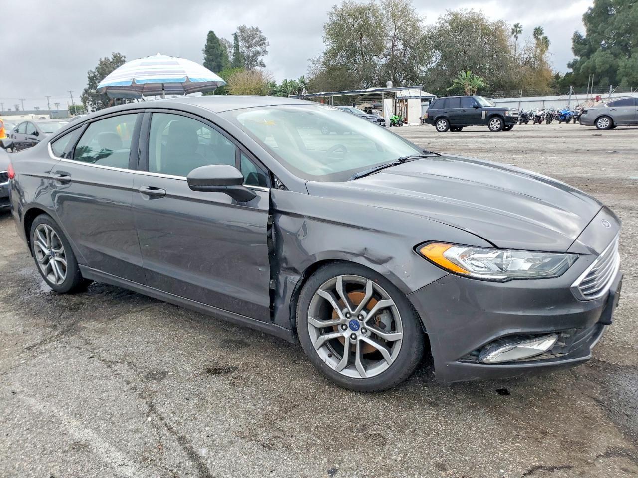 2017 Ford Fusion se