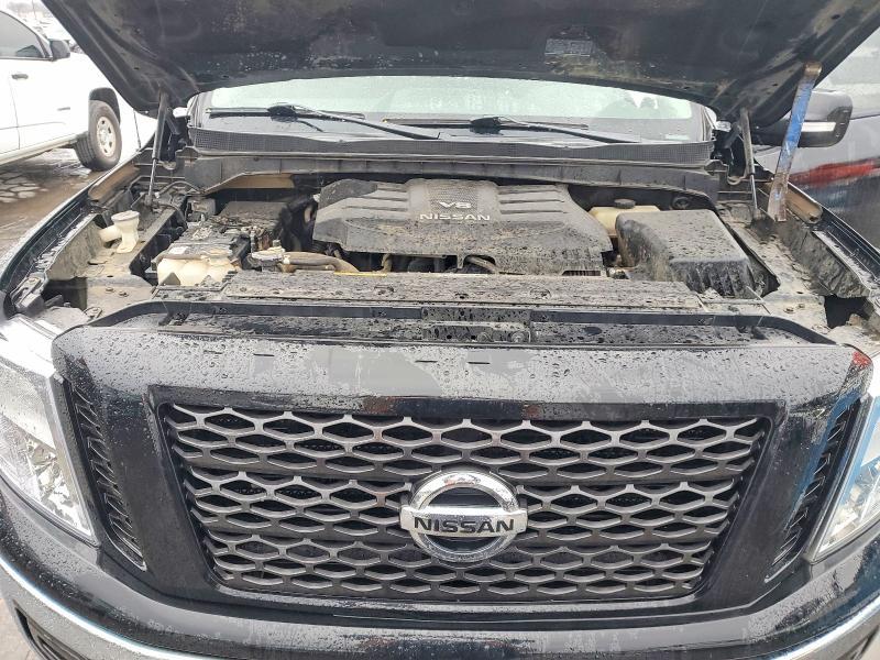 2019 Nissan Titan V8 Crew cab 5.6l sv