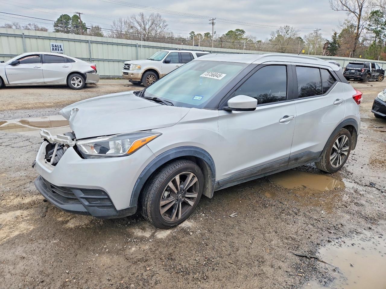 2020 Nissan Kicks sv