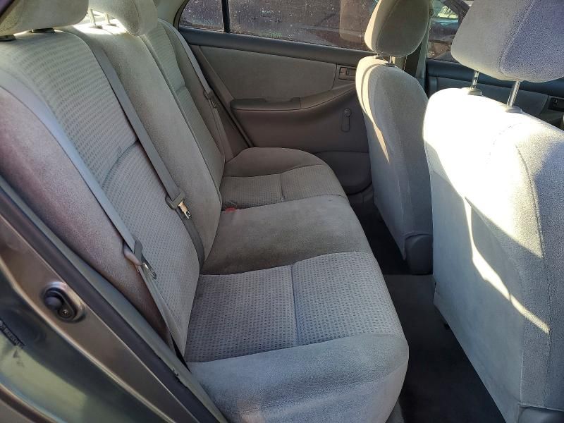 2005 Toyota Corolla ce