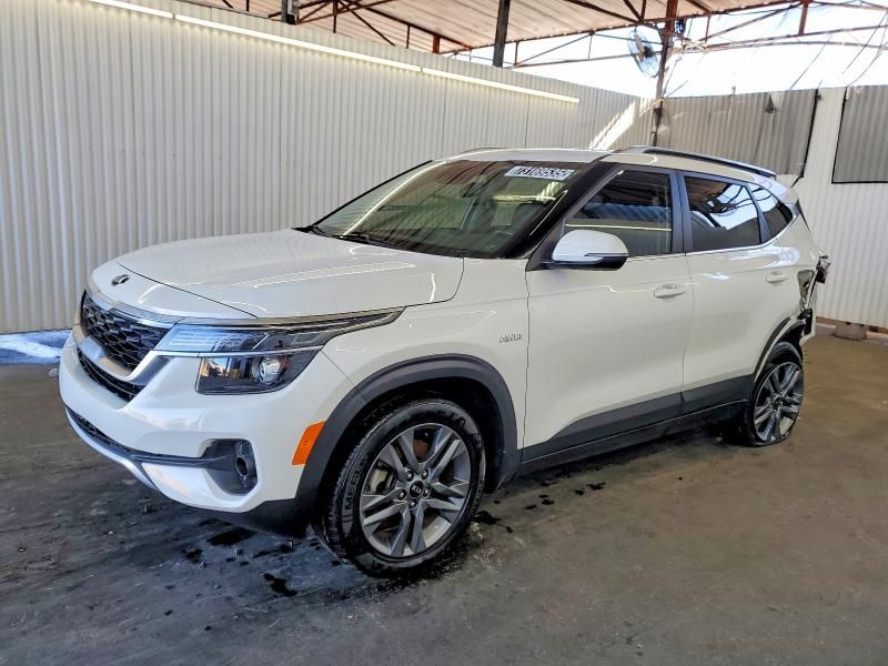2021 KIA Seltos s