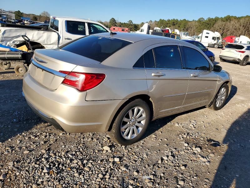 2013 Chrysler 200 Touring