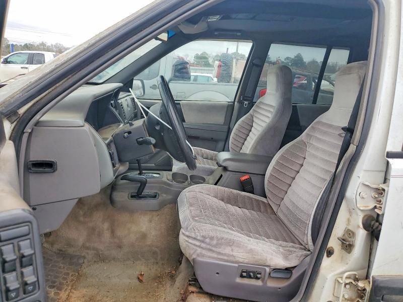 1995 Jeep Grand Cherokee Laredo