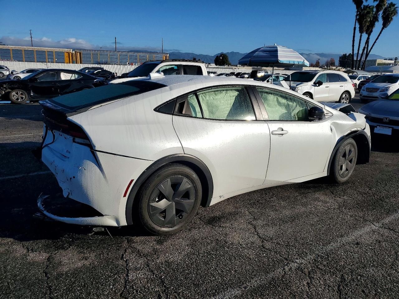 2024 Toyota Prius le