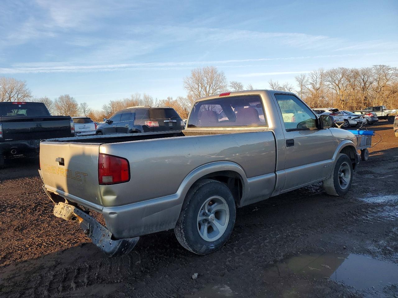 1999 Chevrolet S Truck S10